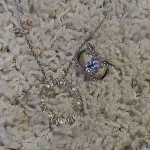 Mom necklace with diamond ring